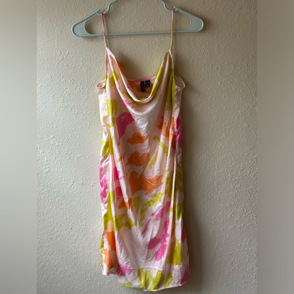 Vero Moda Satin Cami Mini Dress Size US Medium In Pastel Pink Blur Pattern